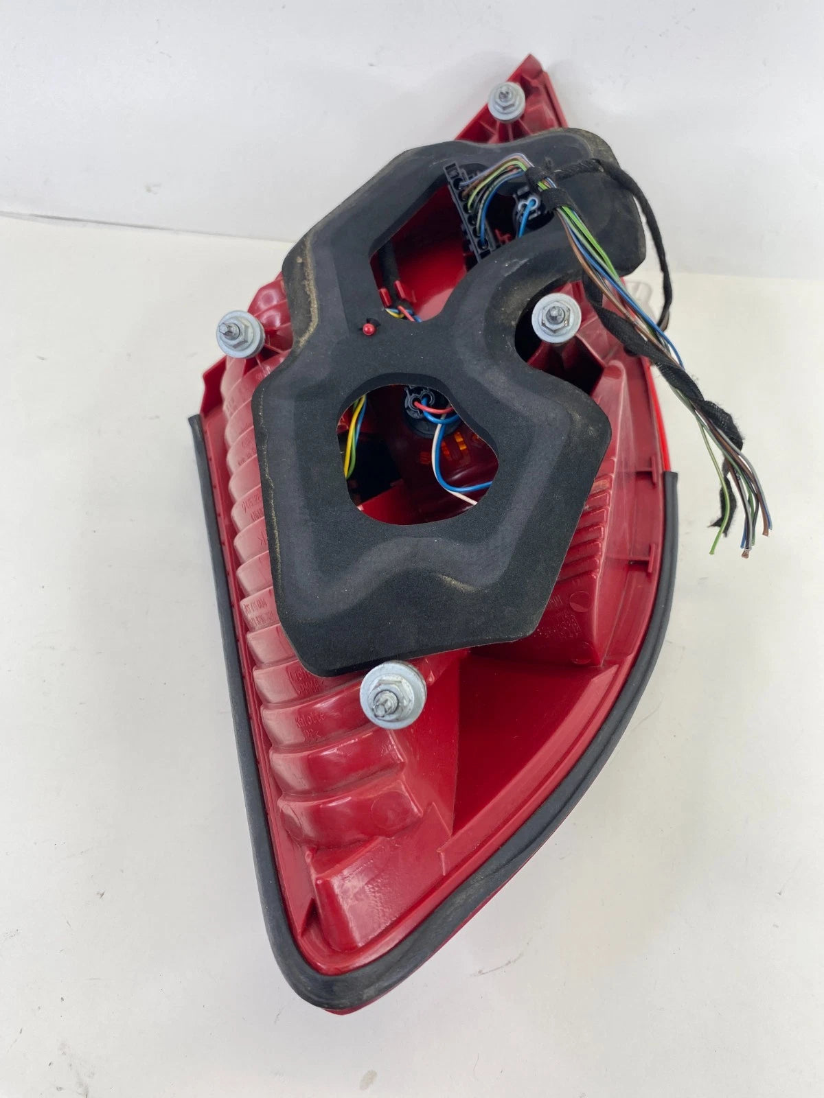 07-14 Mercedes-Benz CL55 CL600 CL65 Rear Right Tail Light Tail Lamp 216-820-1064