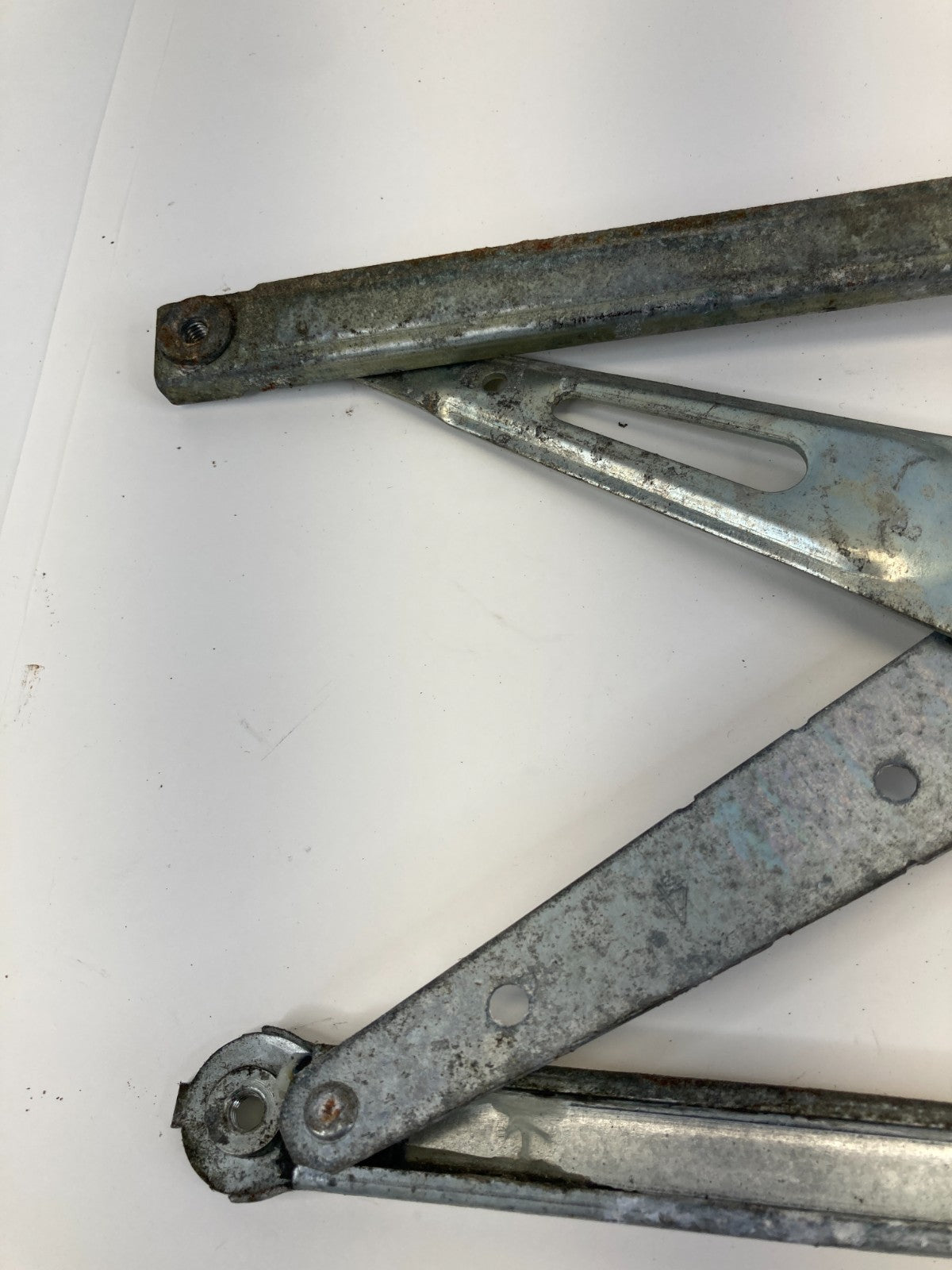 2005-2010 Scion tC Front Right Passenger Power Window Motor Regulator 8571058010