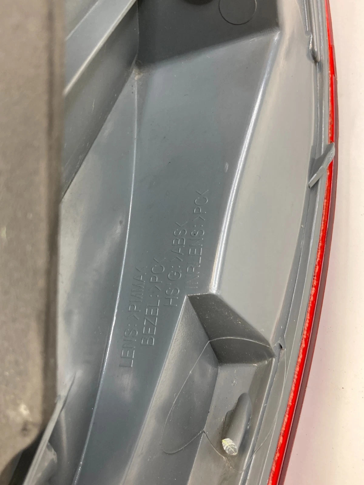 2012 2013 2014 HYUNDAI ACCENT SEDAN RIGHT PASSENGER SIDE TAIL LIGHT TAILLIGHT