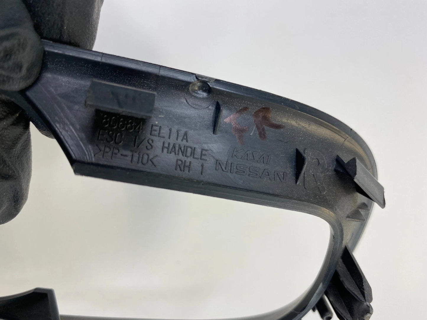 2007-2011 NISSAN VERSA FRONT RIGHT DOOR INNER HANDLE TRIM BEZEL 80684-EL11A OEM