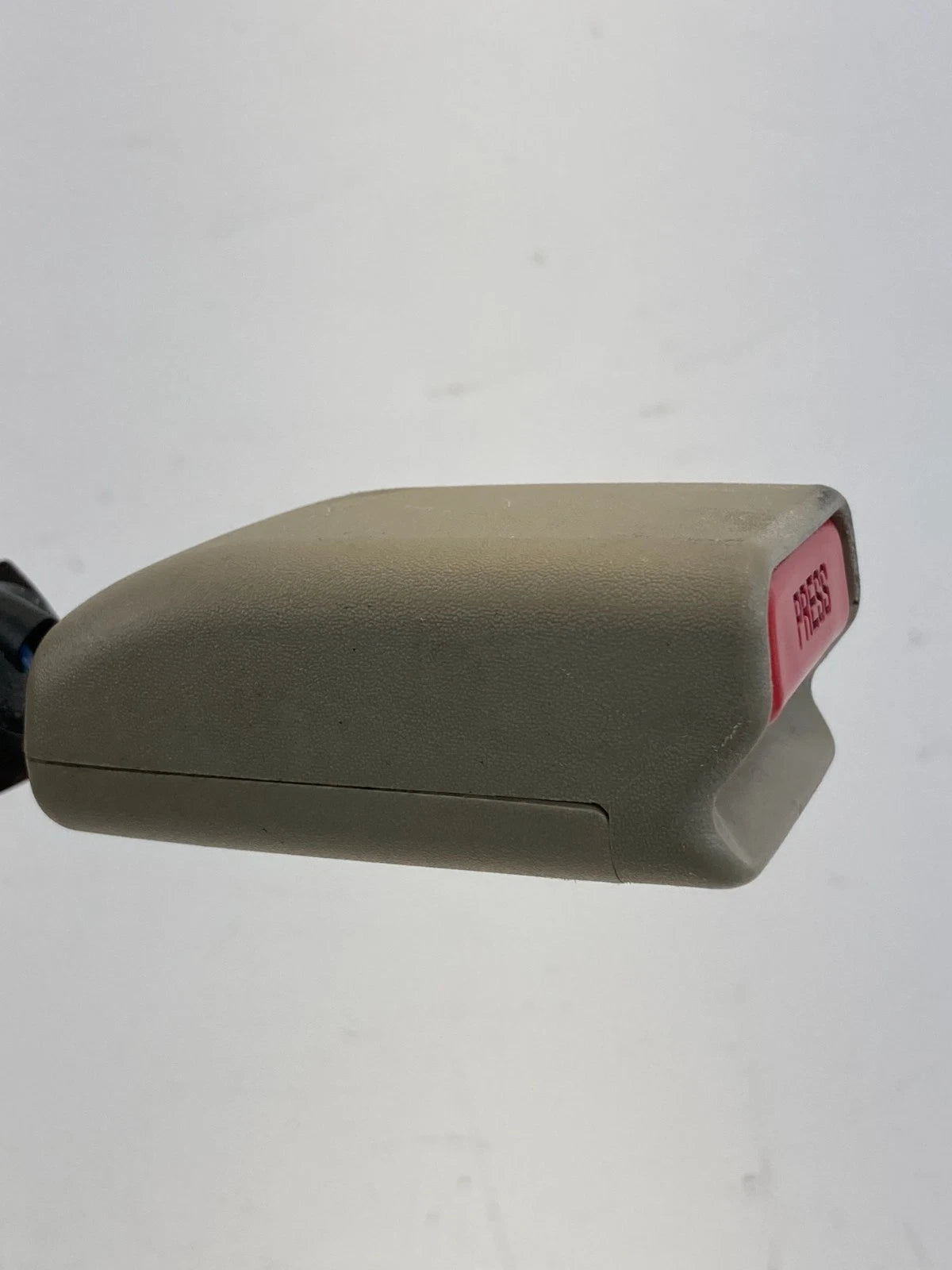 2009-2014 NISSAN MURANO FRONT RIGHT PASSENGER SIDE SEAT BELT BUCKLE ASSY OEM