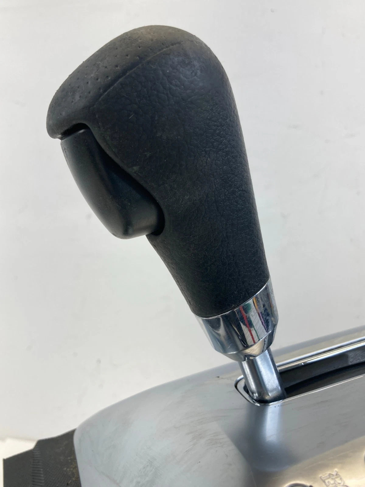 2007-2012 NISSAN ALTIMA 2.5 AT FLOOR GEAR SHIFTER SELECTOR LEVER KNOB W/ BEZEL