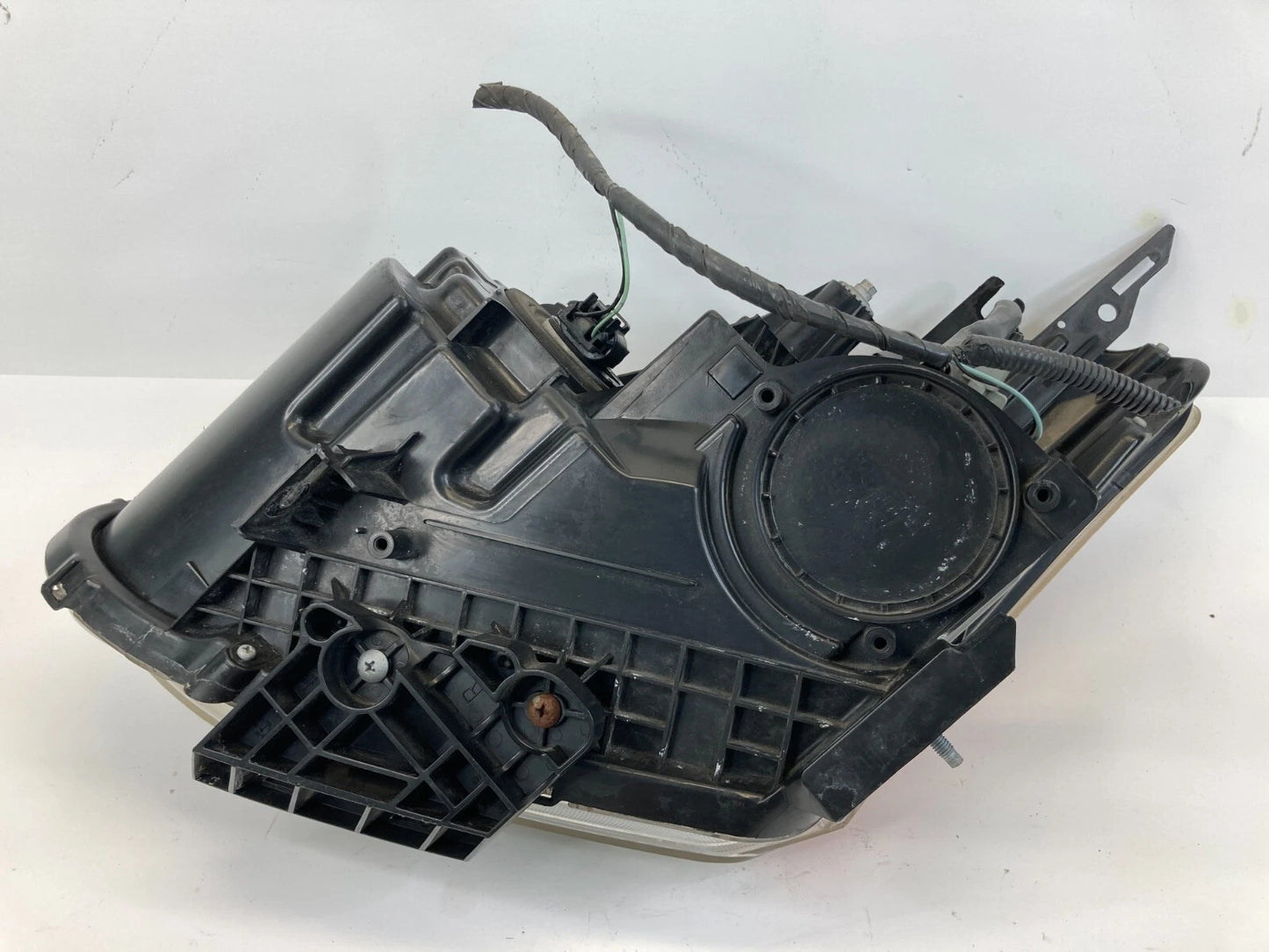 2008-2013 NISSAN ROGUE FRONT RIGHT PASSENGER SIDE HEADLIGHT LAMP ASSEMBLY OEM