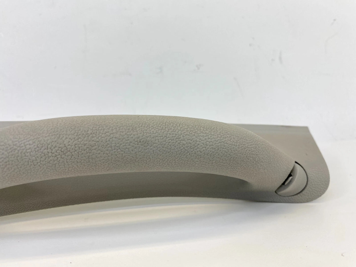 08-10 CHRYSLER TOWN & COUNTRY REAR LEFT B PILLAR GRIP GRAB HANDLE 1AR41ES3AH OEM