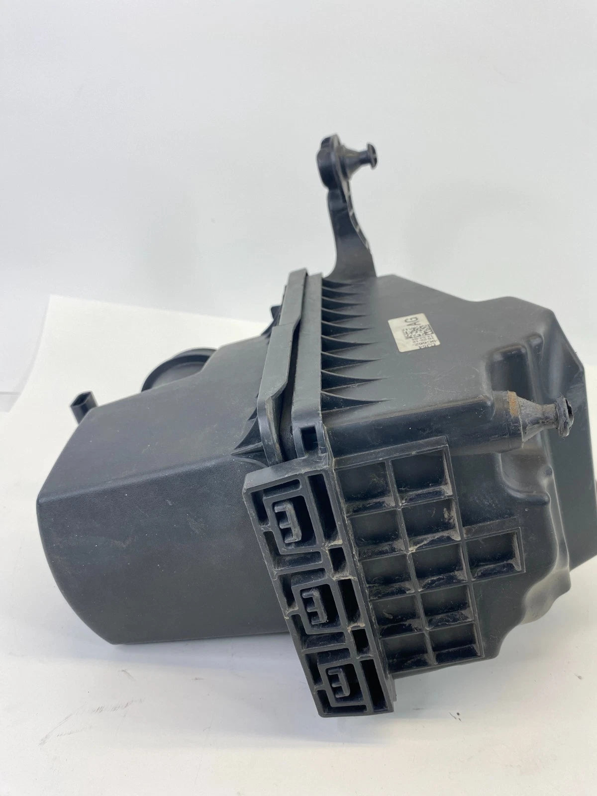 2013-2016 FORD ESCAPE 2.5L AT ENGINE AIR FILTER BOX HOUSING OEM CJ54-9C662-AG