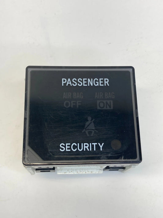 09-13 TOYOTA MATRIX PASSENGER SEAT BELT ON OFF SECURITY INDICATOR LIGHT OEM