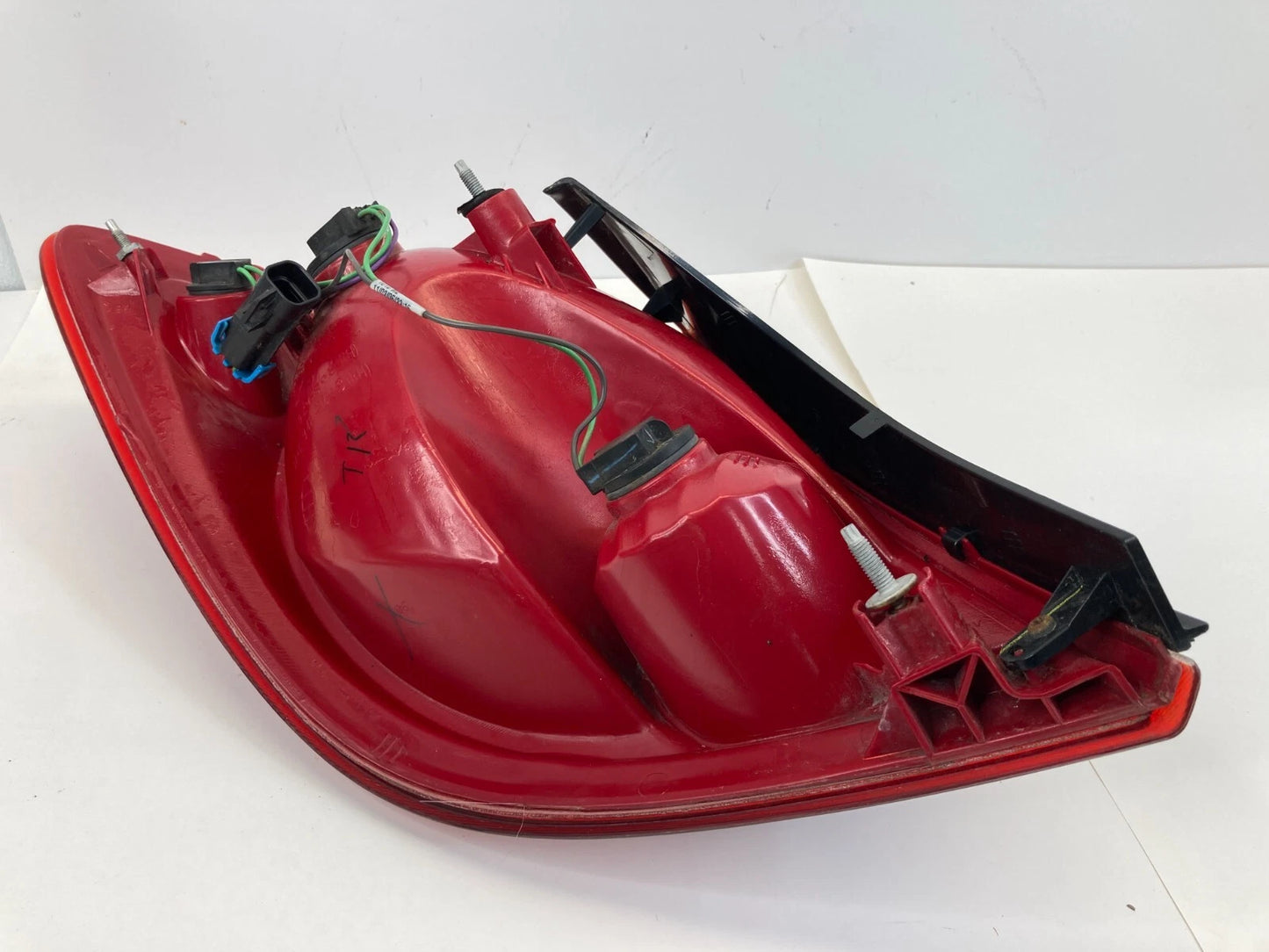 2005-2010 PONTIAC G6 SEDAN PASSENGER RIGHT REAR TAILLIGHT LAMP UNIT 15242808 OEM