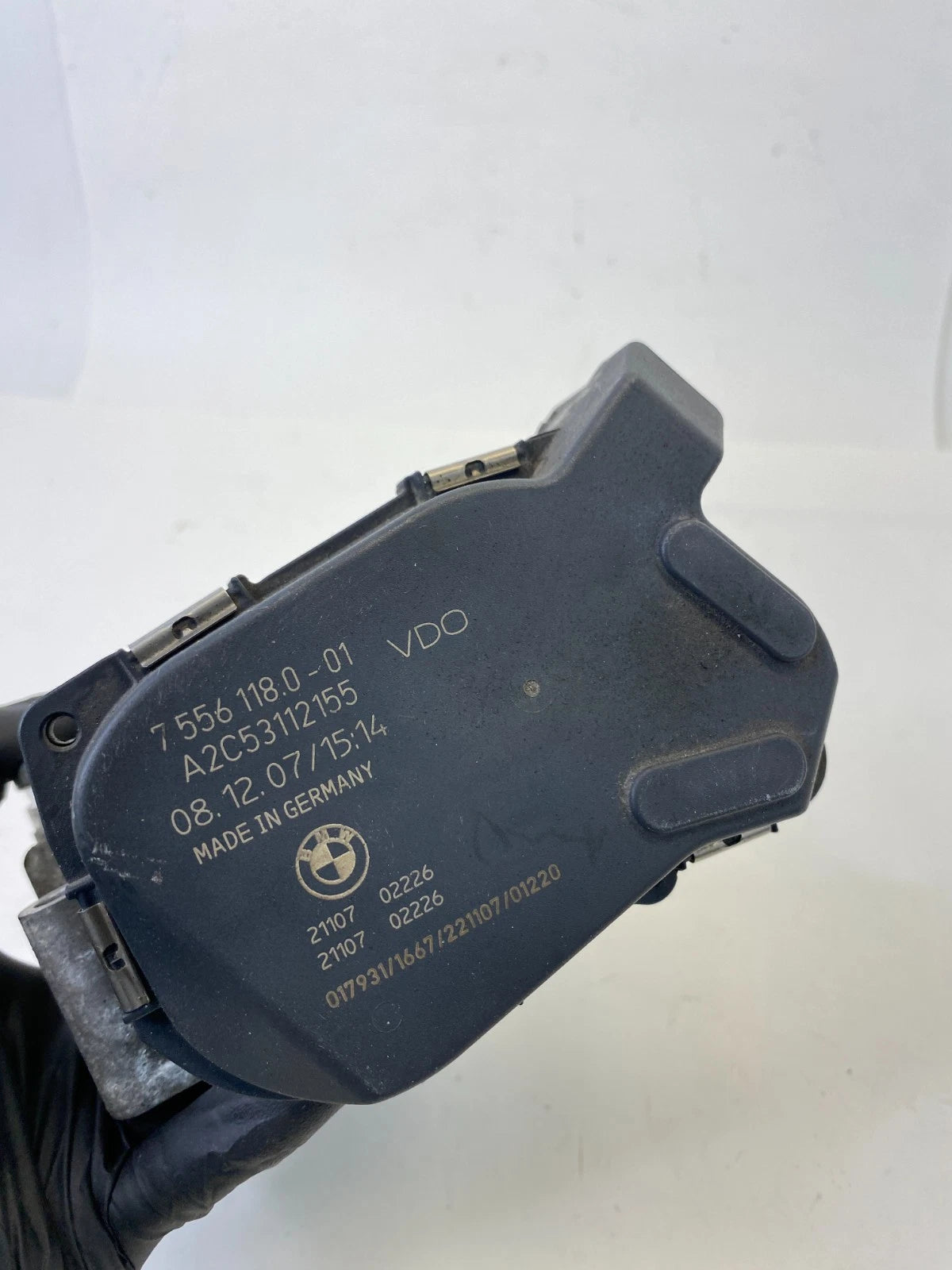 2007 2008 BMW 328XI 2007-2013 328I 3.0L 4WD THROTTLE VALVE BODY 7556118001 OEM