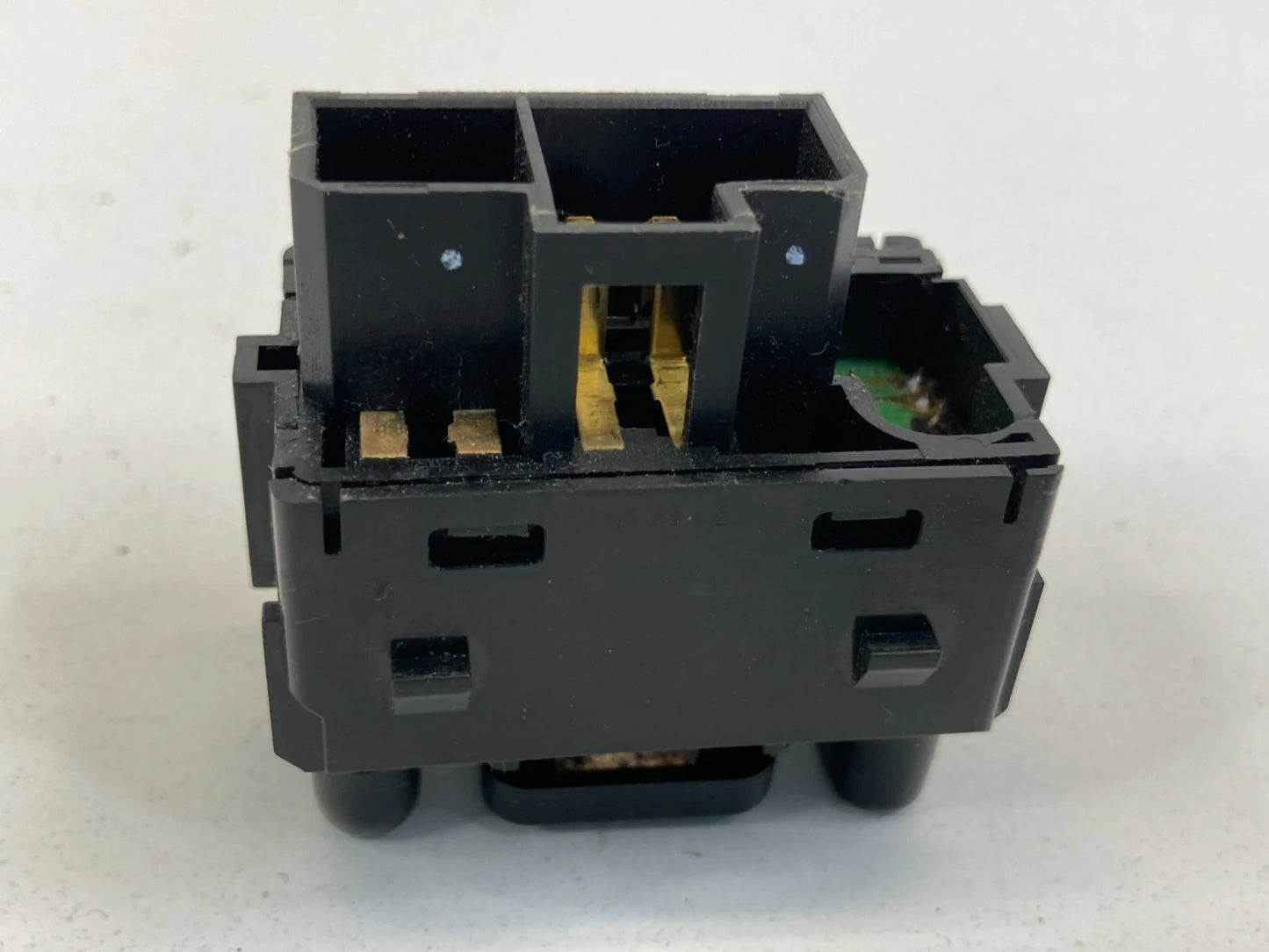 2000-2004 SUBARU OUTBACK WAGON DASH LEFT SIDE MIRROR CONTROL SWITCH ASSEMBLY OEM
