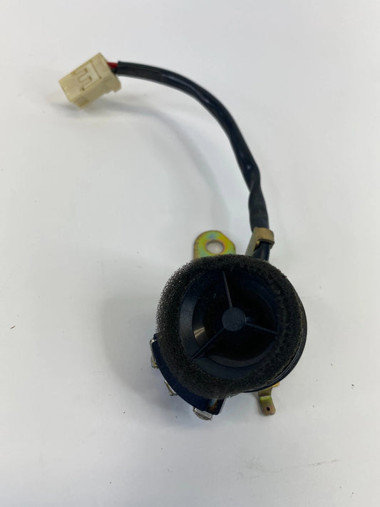 01-05 TOYOTA RAV4 FRONT RIGHT PASSENGER DOOR AUDIO TWEETER SPEAKER 13KH26LR2 OEM
