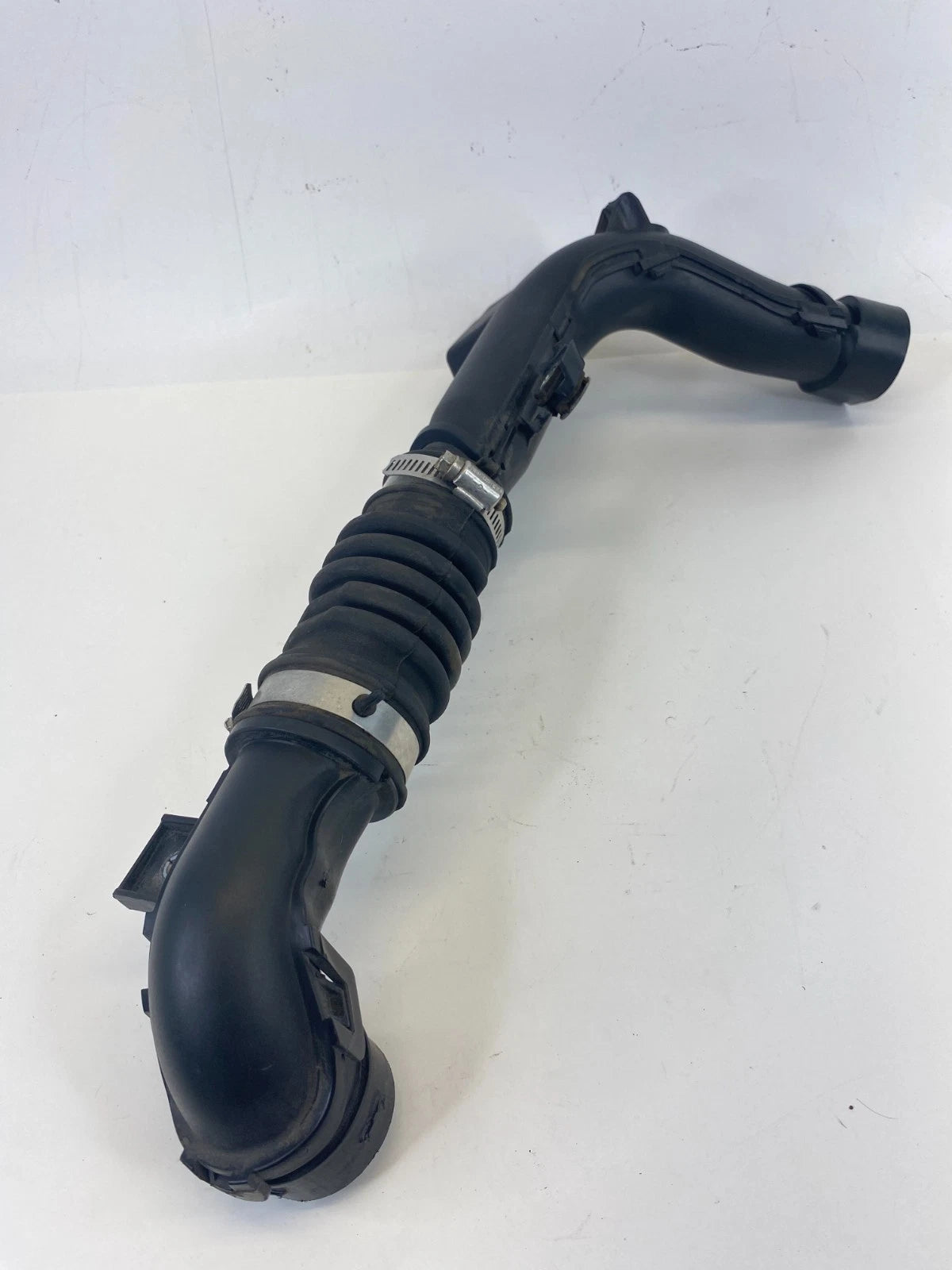 14-19 NISSAN VERSA NOTE 1.6L ENGINE AIR CLEANER DUCT PIPE W/ RESONATOR 72141226