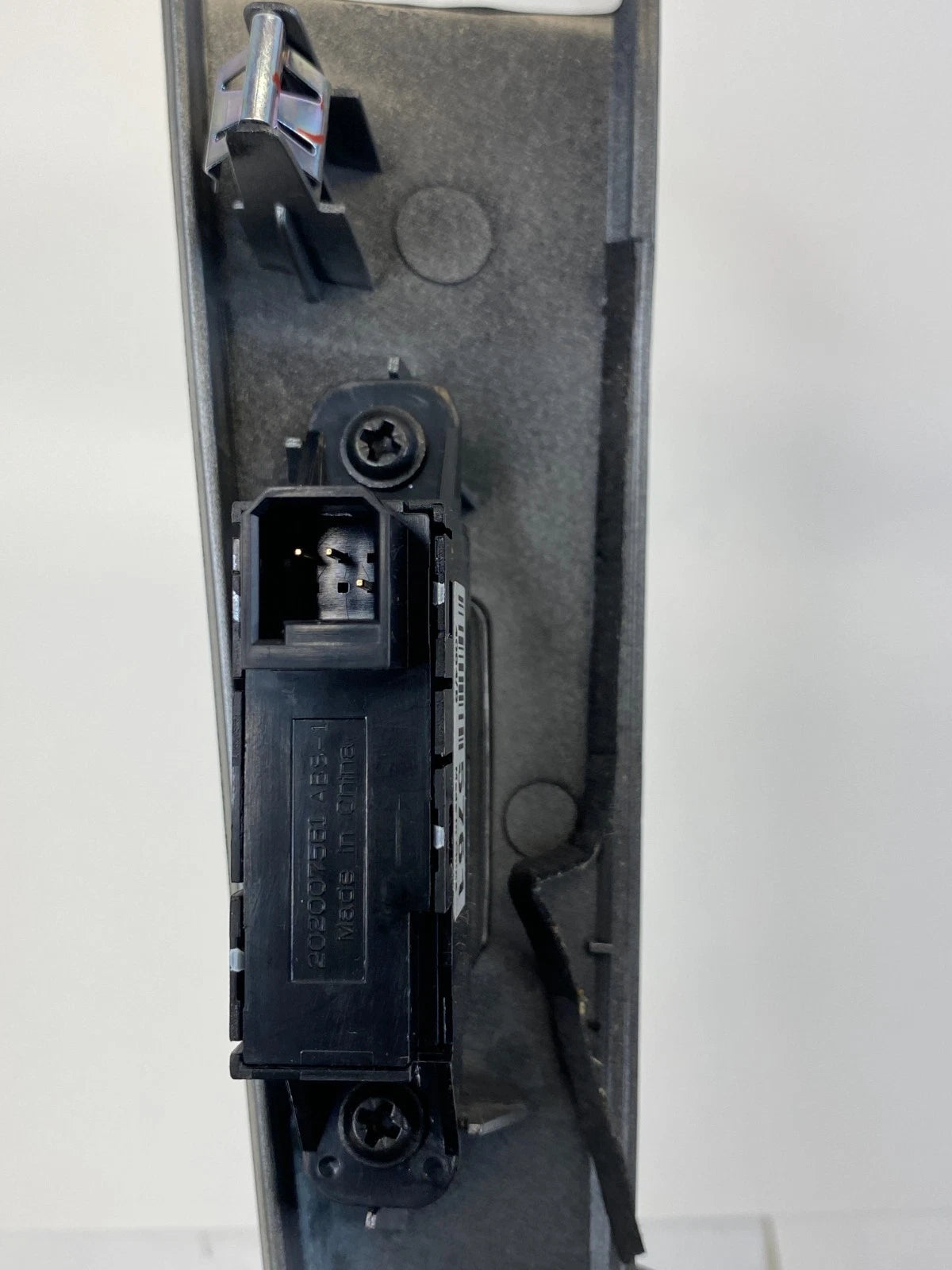 2011-2016 CHEVROLET CRUZE A/T CENTER CONSOLE SHIFTER TRIM BEZEL PANEL OEM