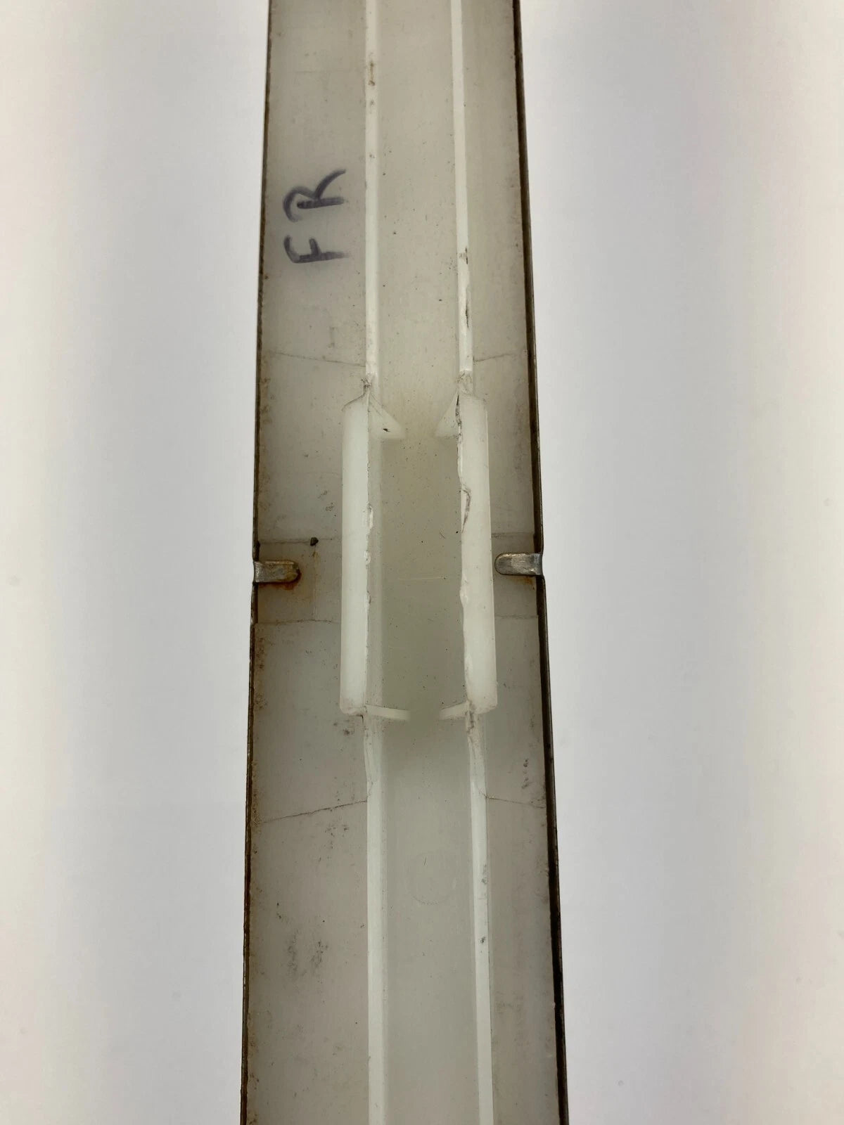 2002 2003 MERCEDES-BENZ ML 320 FRONT RIGHT DOOR SCUFF SILL TRIM PLATE OEM