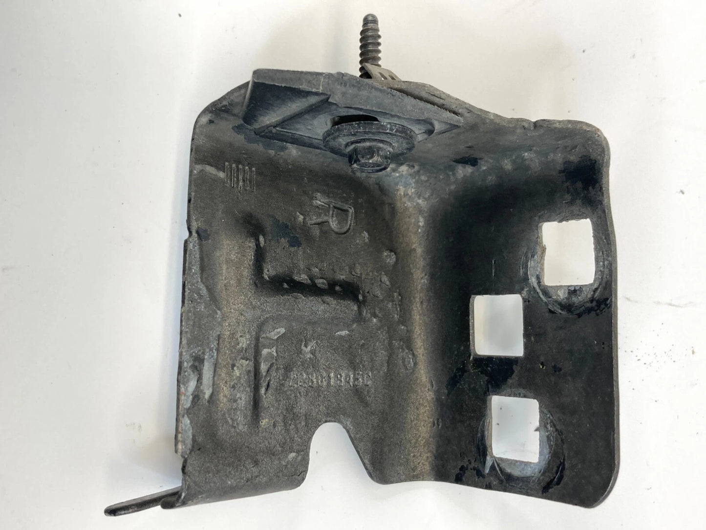 2013-2015 CHEVROLET MALIBU HEADLIGHT BRACKET LEFT RIGHT OEM FACTORY 22801844