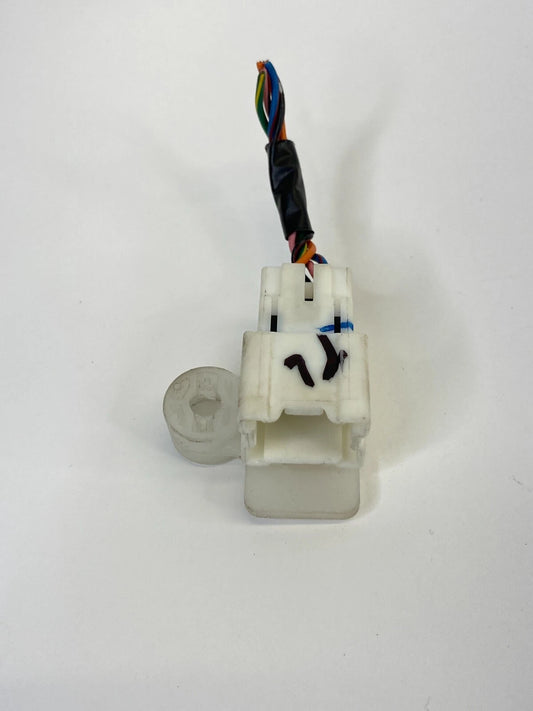 2007-2012 NISSAN ALTIMA SEDAN REAR LEFT TAIL LIGHT TAILLIGHT PLUG CONNECTOR OEM