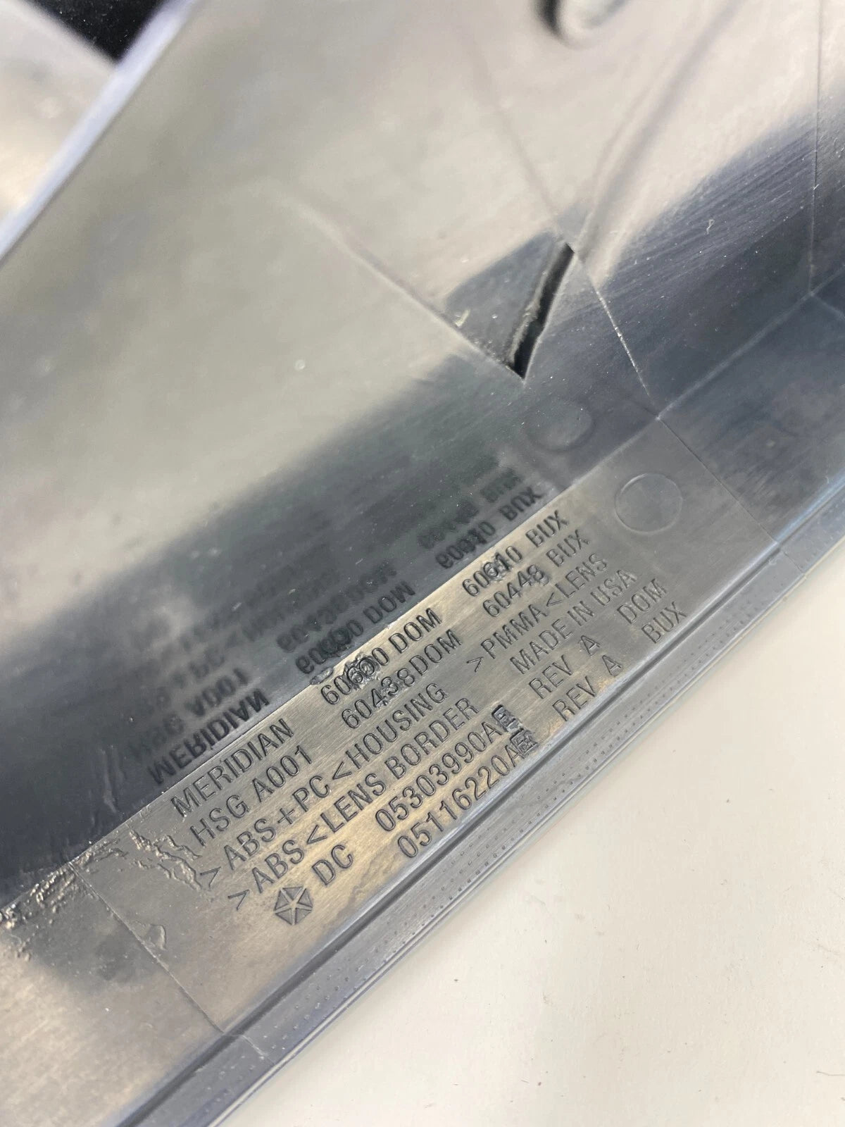 2008-2010 DODGE AVENGER SEDAN REAR TAIL LIGHT TAILLIGHT OUTER TAILLAMP LAMP OEM