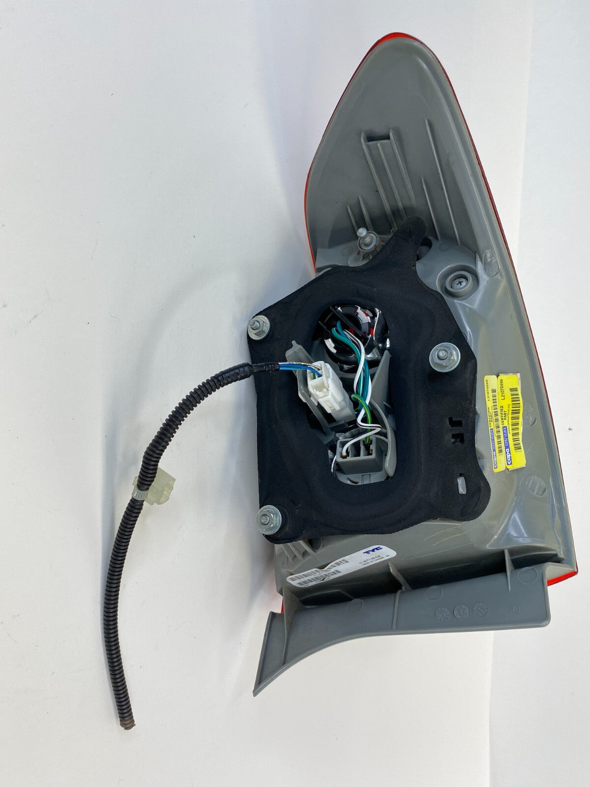 09 10 Toyota Corolla Right Tail Lamp Taillight Outer Quarter Aftermarket TYC