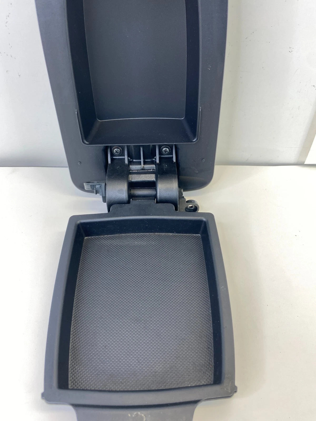 2014-2019 TOYOTA COROLLA CENTER CONSOLE ARMREST LID COVER GRAY CLOTH OEM