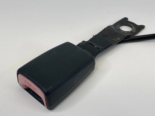 01-03 LEXUS RX300 FRONT RIGHT PASSENGER SIDE SEAT BELT BUCKLE END RECEIVER OEM