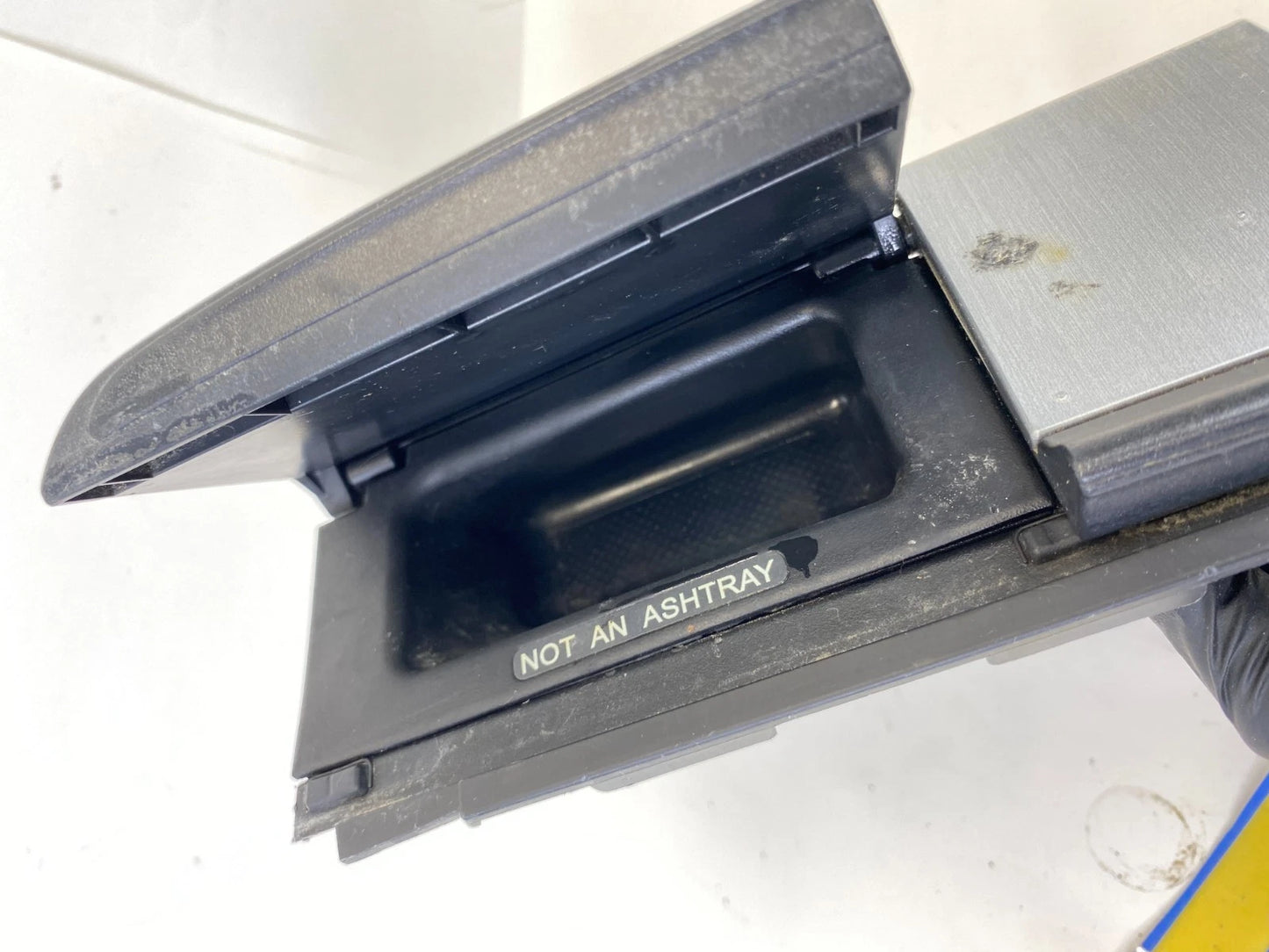2003-2007 HONDA ACCORD CENTER CONSOLE ASHTRAY COIN TRAY 77298-SDA-A020 OEM