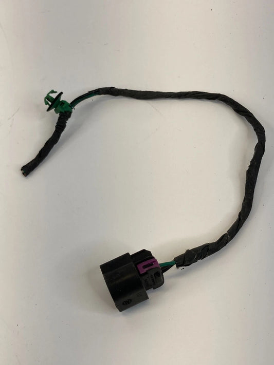 2008-2012 BUICK ENCLAVE RIGHT SIDE TAILLIGHT WIRE WIRING HARNESS PIGTAIL PLUG