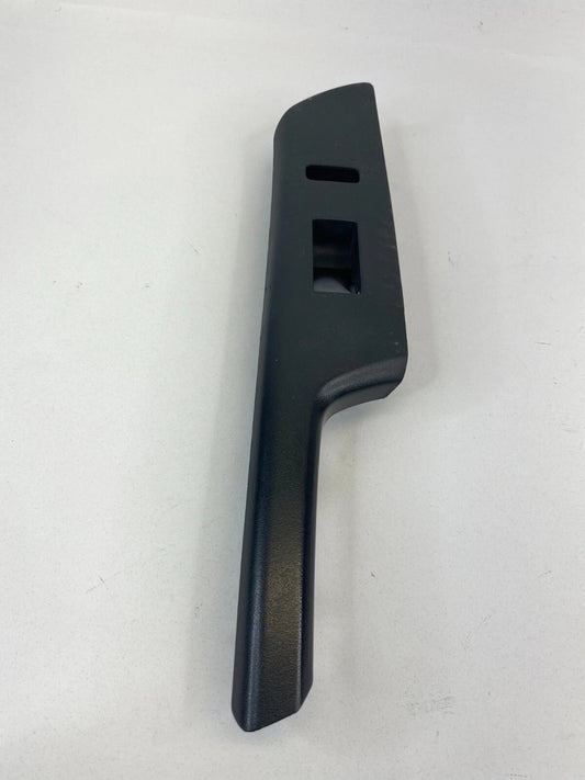09-13 TOYOTA MATRIX FRONT RIGHT PASSENGER WINDOW SWITCH TRIM PANEL 74231-02670