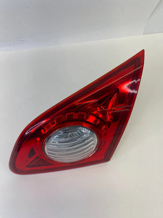 2008-2013 NISSAN ROGUE RIGHT PASSENGER TRUNK LID INNER TAIL LAMP TAILLIGHT OEM