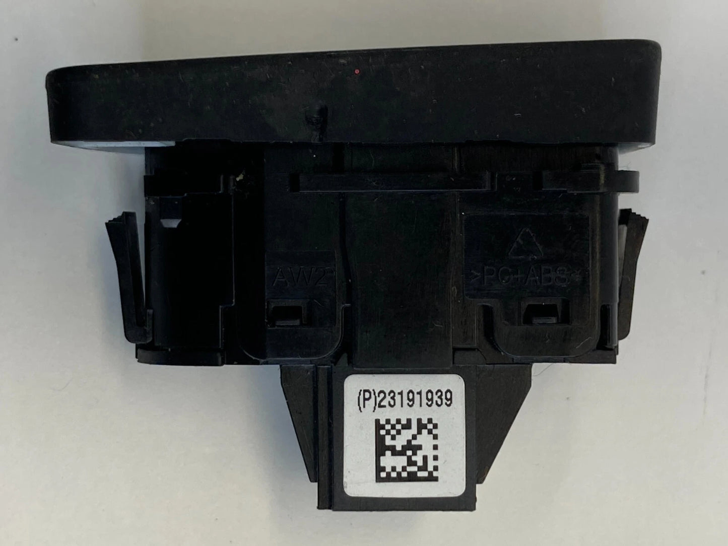2014 2015 CHEVROLET MALIBU TRACTION SWITCH BUTTON CONTROL 23191939 OEM