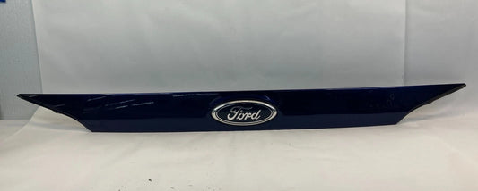 12-14 FORD FOCUS SEDAN REAR TRUNK MOLDING TRIM GARNISH FINISH PANEL EMBLEM BLUE
