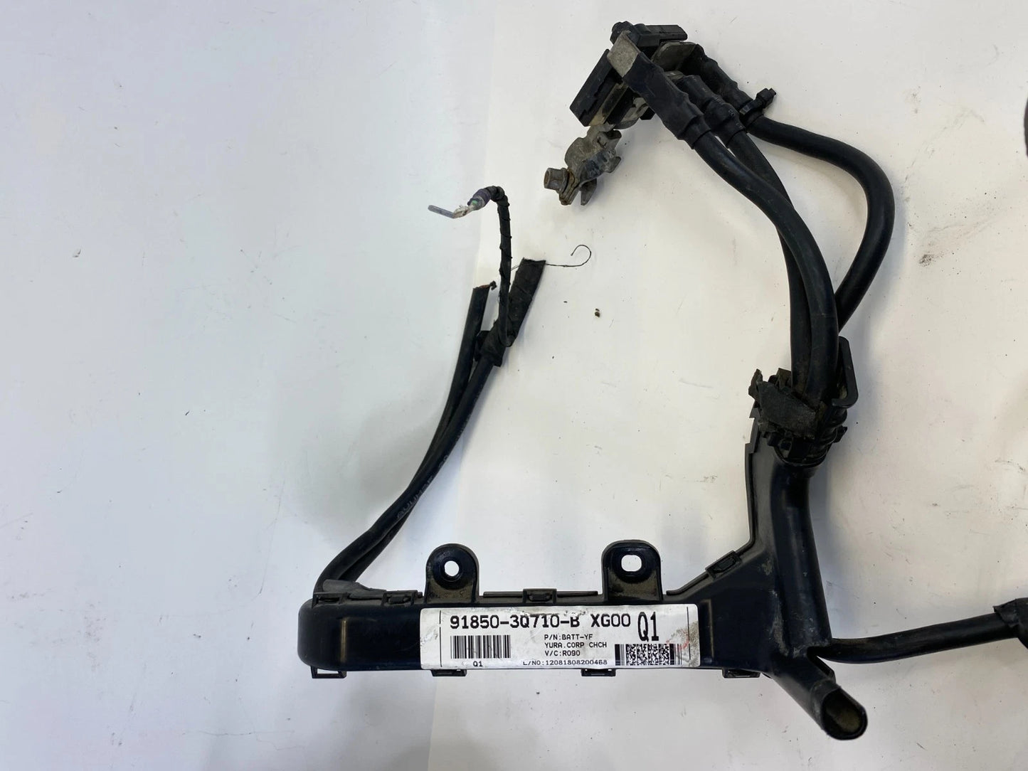 11-14 HYUNDAI SONATA 2.4L ENGINE COMPARTMENT FUSE RELAY JUNCTION BOX 91200-3Q104