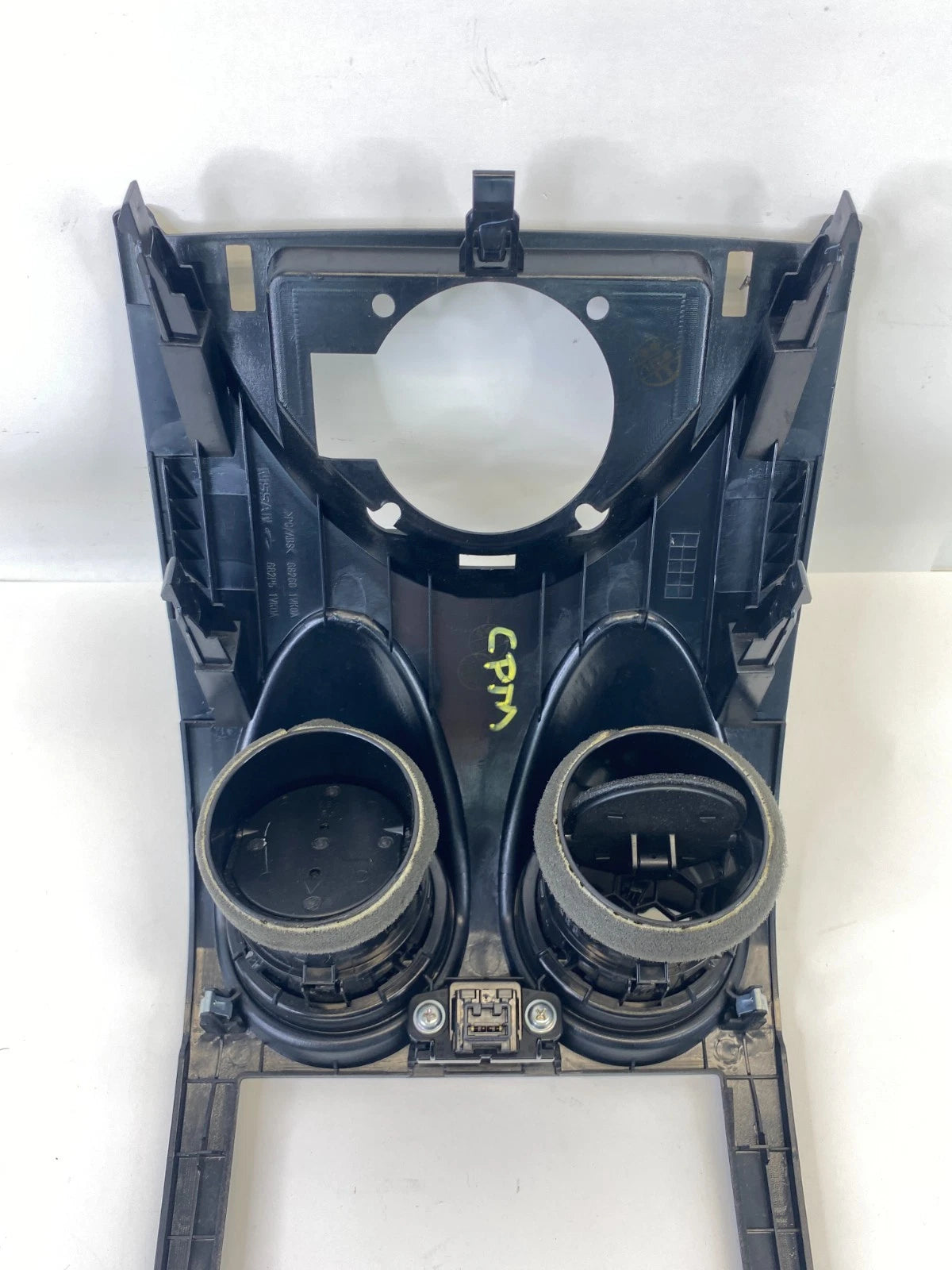 2011-2013 NISSAN ROGUE CENTER DASH RADIO TRIM BEZEL W/ AC VENTS 68260-1VK0A OEM