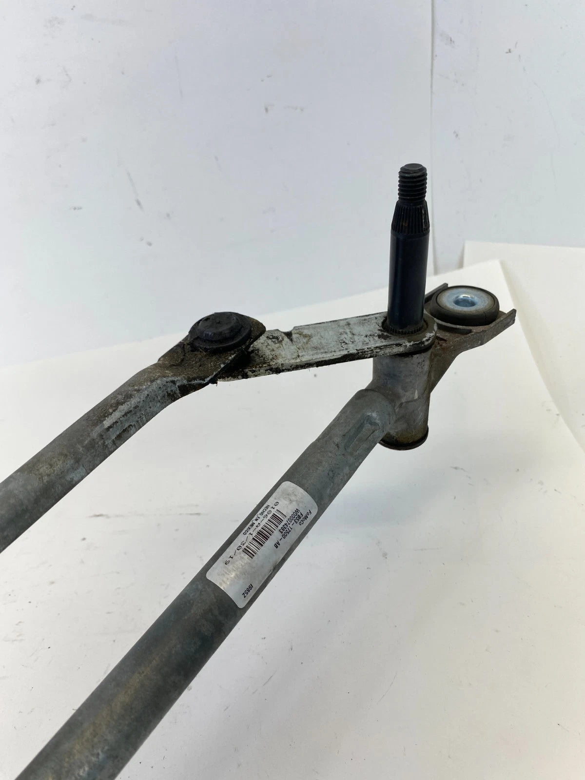 2013-2019 FORD EXPLORER INTERCEPTOR FRONT WIPER MOTOR LINKAGE AASEMBLY UNIT OEM