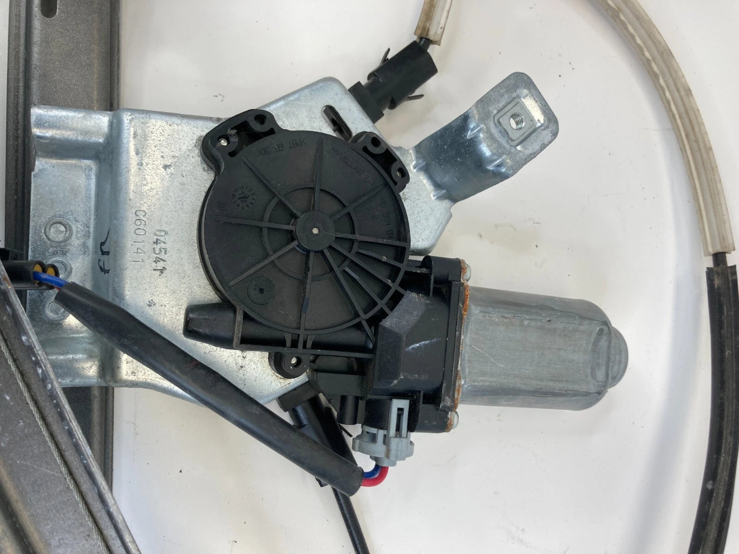 2004-2008 FORD F-150 CREW CAB FRONT RIGHT SIDE WINDOW REGULATOR W/ MOTOR