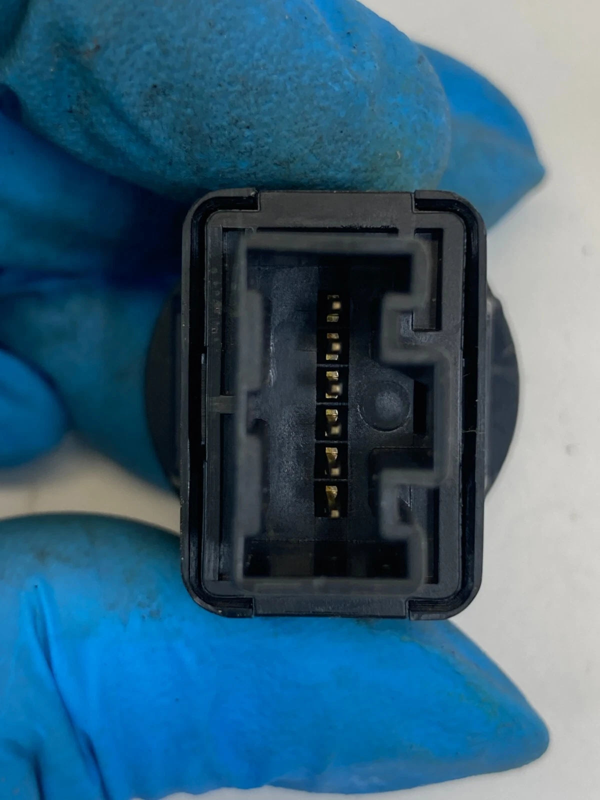 06-08 HYUNDAI SONATA SECURITY INDICATOR LAMP LIGHT SWITCH SENSOR OEM 95410-3K000