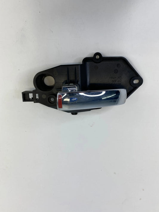 2012-2019 FIAT 500 FRONT LEFT DRIVER SIDE INNER DOOR HANDLE ASSEMBLY 607048DX