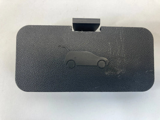 2010-2013 KIA SOUL TAILGATE INTERIOR EMERGENCY HANDLE COVER CAP TRIM 81753-2K000