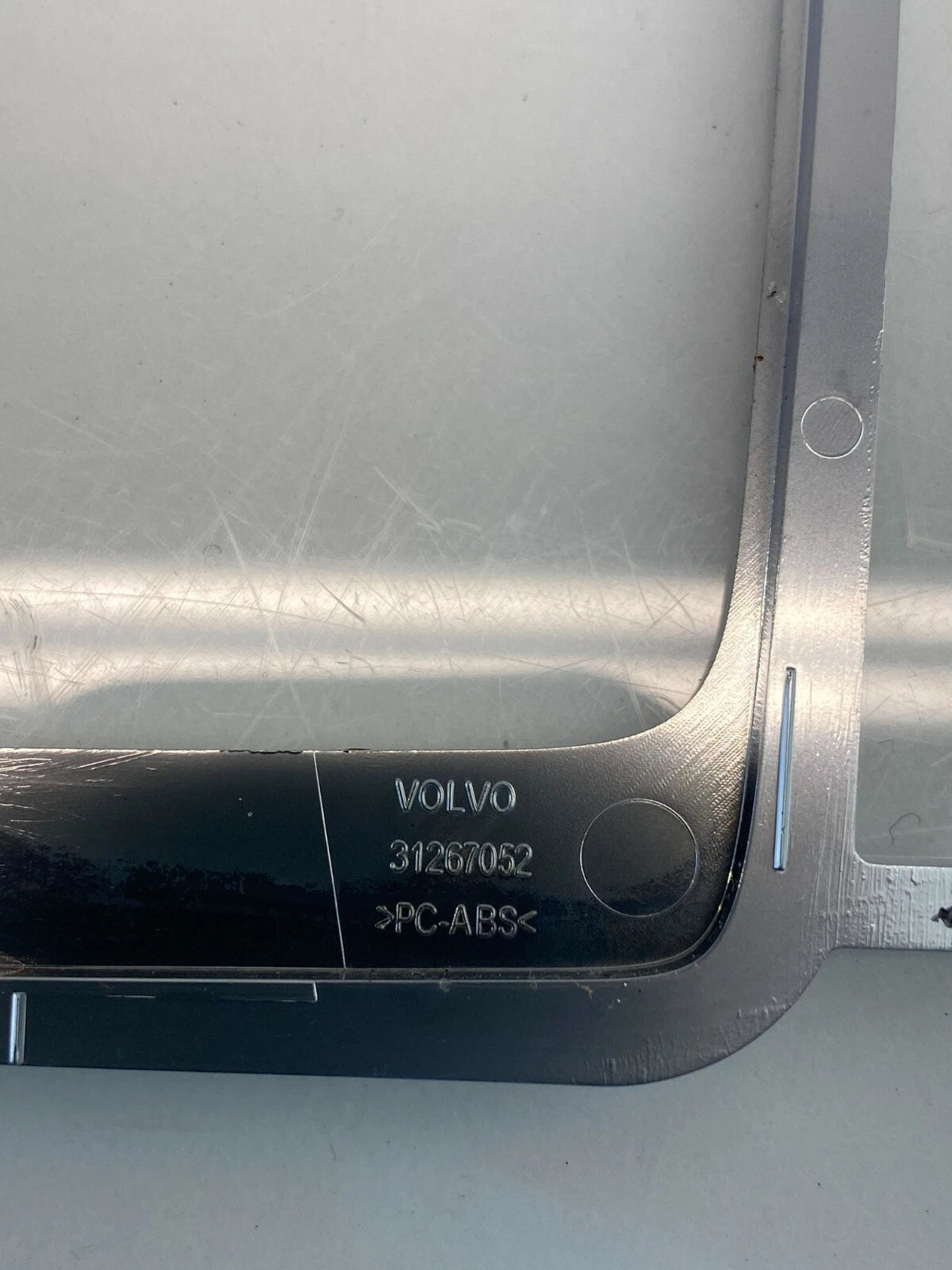 2011-2018 VOLVO S60 CONSOLE CLIMATE CONTROL BEZEL TRIM PANEL CHROME PANEL FRAME