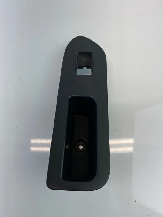 05-07 FORD FIVE HUNDRED REAR RIGHT DOOR WINDOW SWITCH BEZEL TRIM 54G13-54266B16