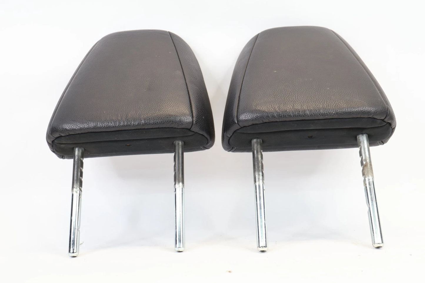 2016-2022 HONDA PILOT FRONT LEFT RIGHT SEAT HEADRESTS PAIR BLACK LEATHER OEM