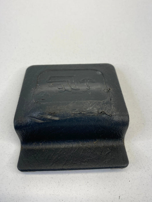 03-06 ACURA MDX REAR CHILD SEAT ANCHOR FINISH PLATE CAP COVER TRIM 84641-S3V-Q00