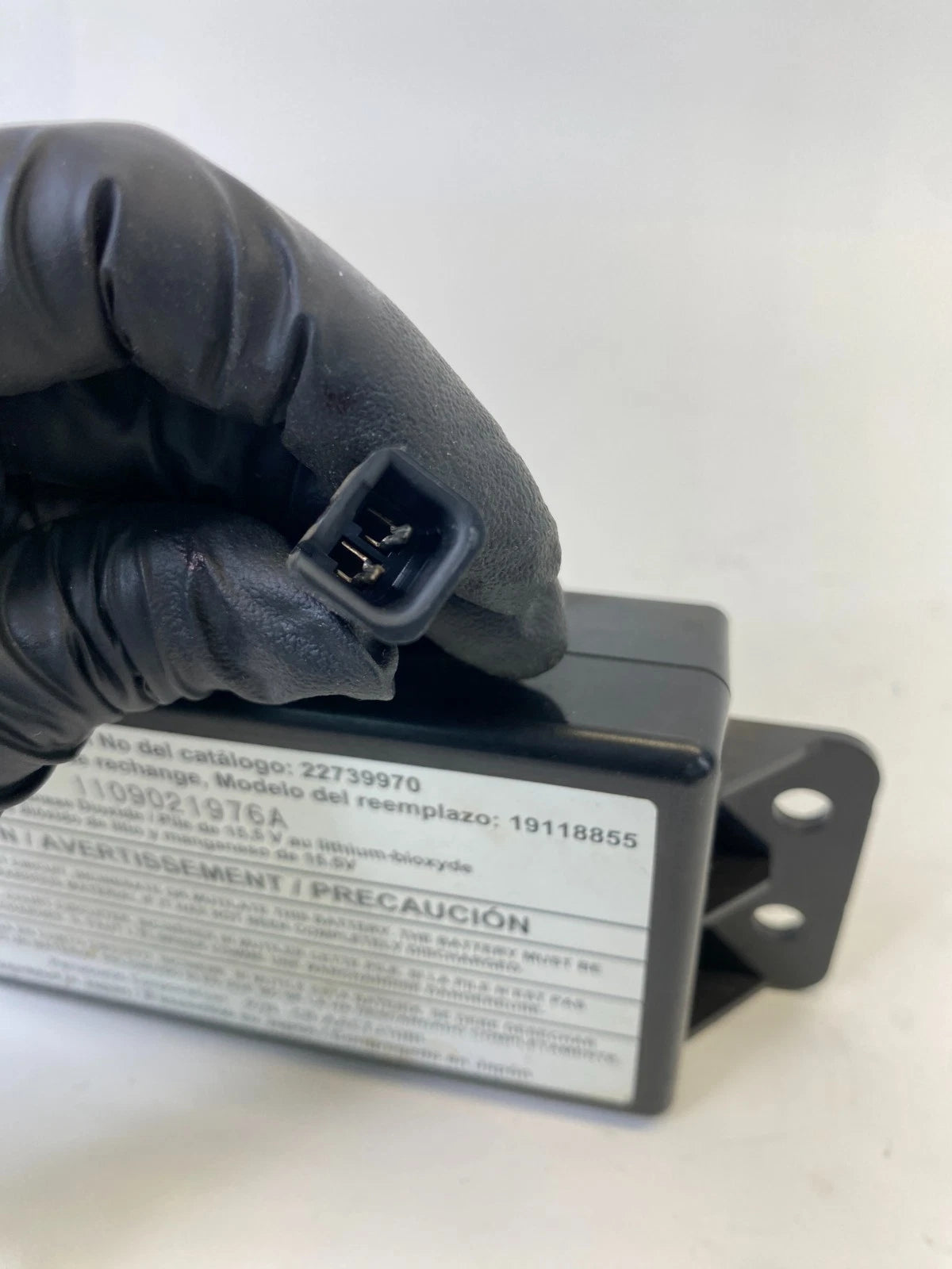 12-18 CHEVROLET SONIC TELEMATICS ONSTAR BATTERY INTERFACE MODULE 22739970 OEM