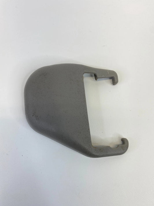 2002 2003 02 03 LEXUS ES300 FRONT RIGHT SEAT TRACK END COVER CAP TRIM OEM