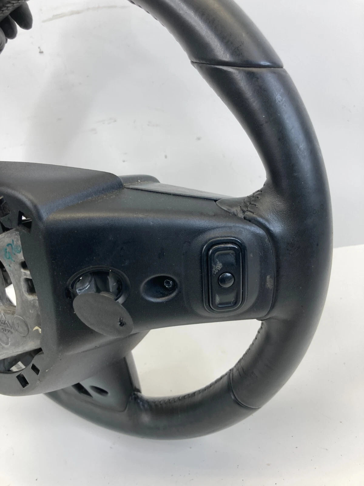 2013-2016 DODGE DART STEERING WHEEL W/ CRUISE CONTROL LEATHER BLACK 1ZX28DX9AC
