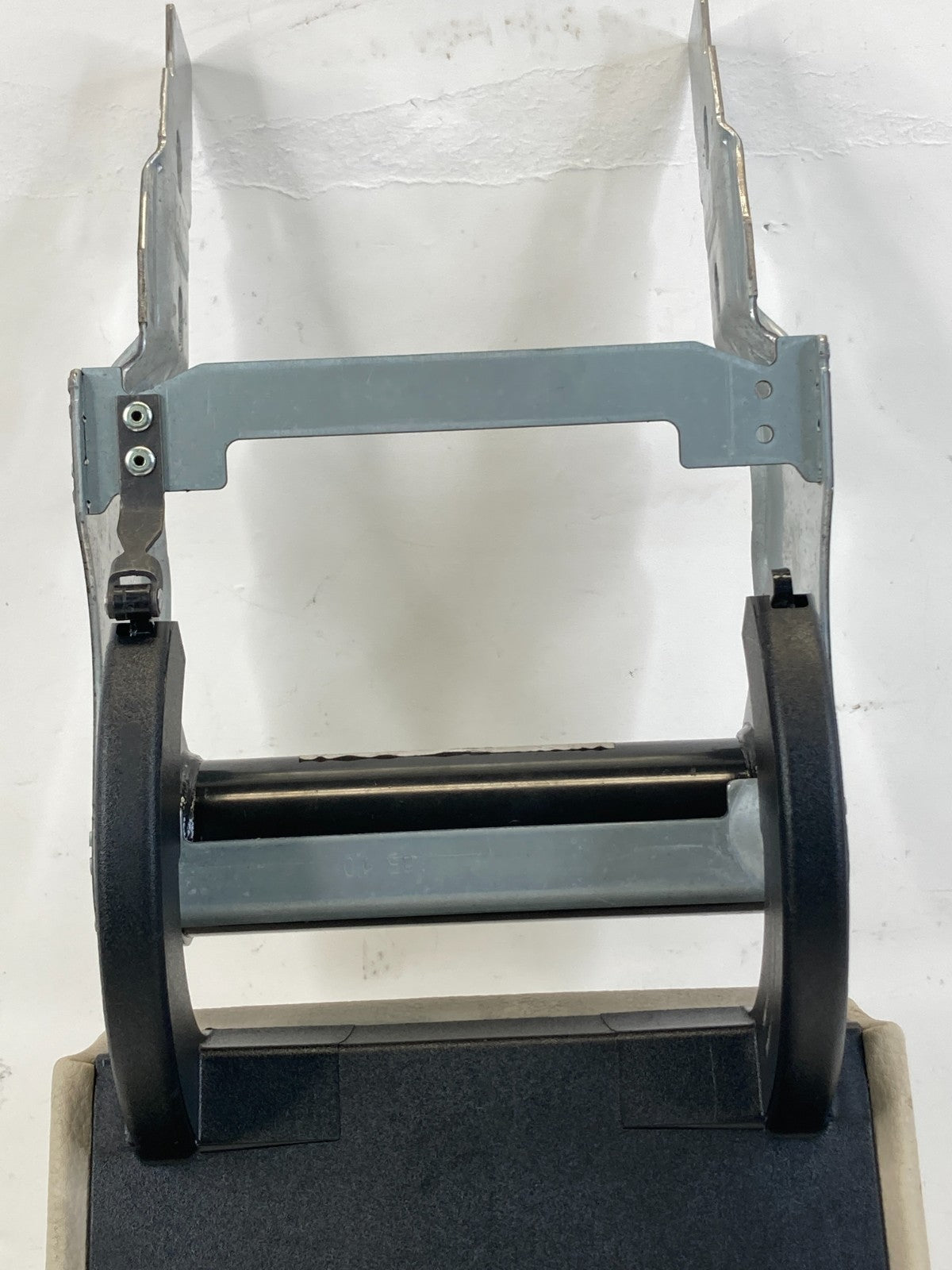 09-17 Volkswagen CC 06-10 Passat Center Console Lid Armrest Arm Rest Cover OEM