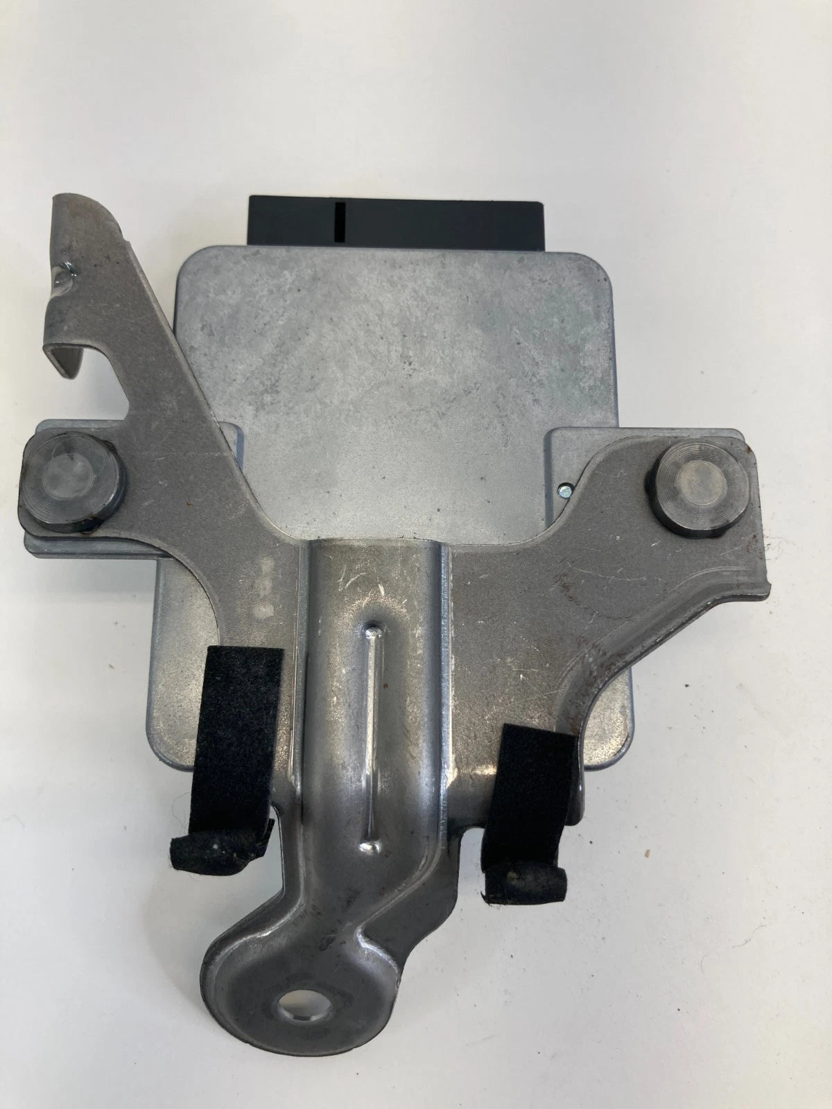 2013-2018 Mazda3 Mazda 3 2.0L L4 Fuel Pump Computer Control Module PE0218561