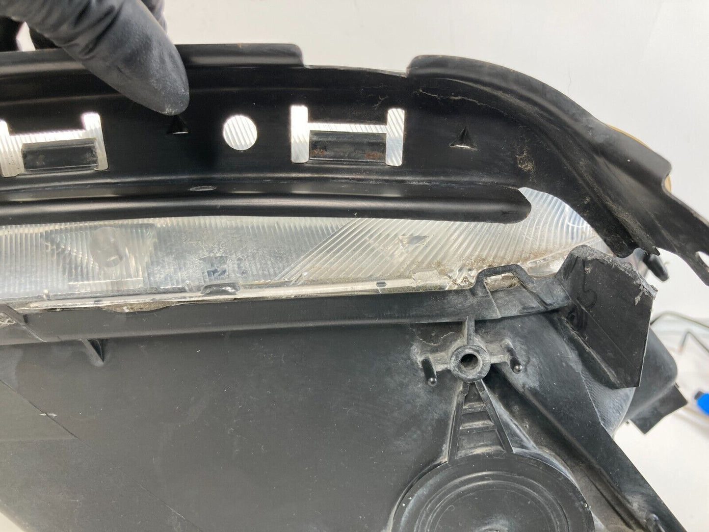 2002-2004 Honda CR-V Front Left Driver Side Headlight Headlamp Assembly OEM