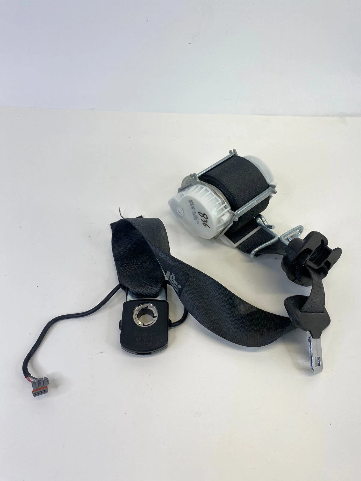 09-11 Jaguar XF Front Right Passenger Side Seat Belt Retractor 8X23F611B08BA OEM