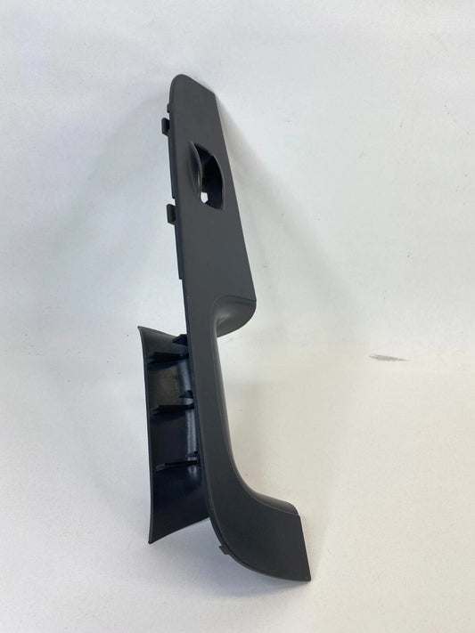 02-05 HYUNDAI SONATA REAR RIGHT SIDE WINDOW SWITCH COVER BEZEL PANEL 93580-3D210
