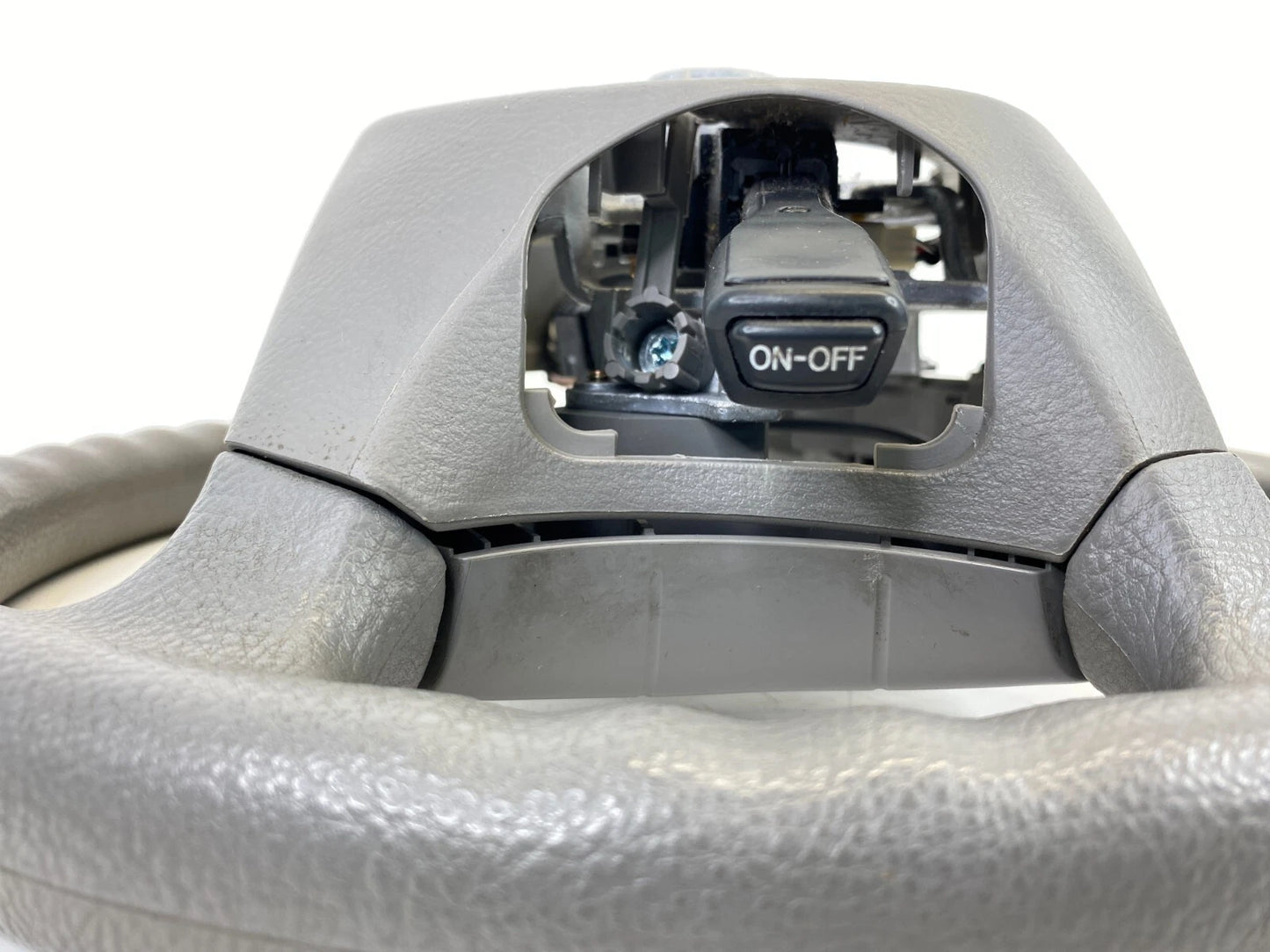 2004-2006 TOYOTA SIENNA STEERING WHEEL W/ AUDIO & CRUISE CONTROL SWITCHES OEM