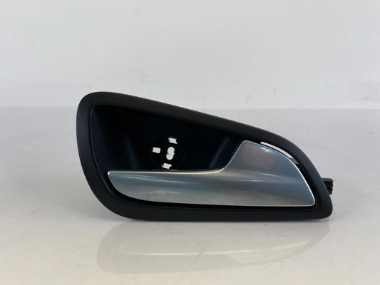 2012-2018 FORD FOCUS SEDAN FRONT RIGHT SIDE INNER DOOR HANDLE AM51-A22600-BDW